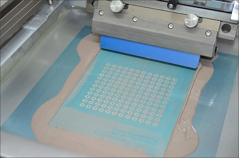 Трафаретная печать электродов для пьезоэлектриков Thorlabs